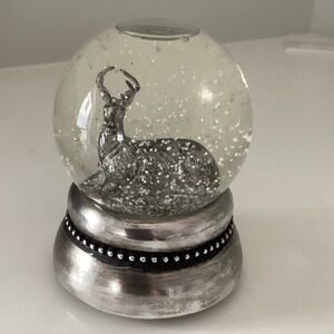 Deer Musical Snow Globe plays Walking in a Winter Wonderland